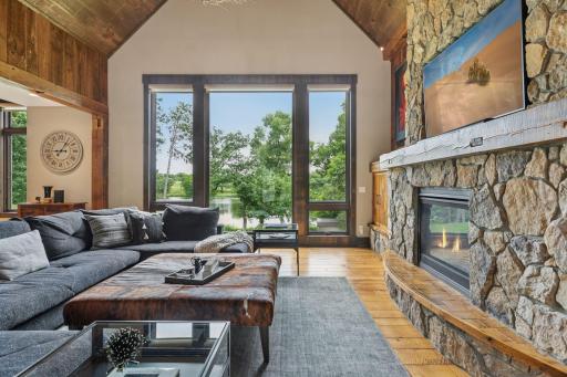 1099 Indian Trail S, Afton, MN 55001