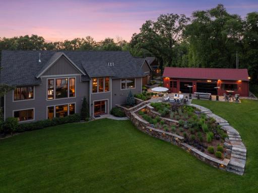 1099 Indian Trail S, Afton, MN 55001