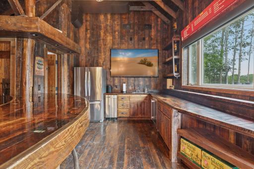 1099 Indian Trail S, Afton, MN 55001