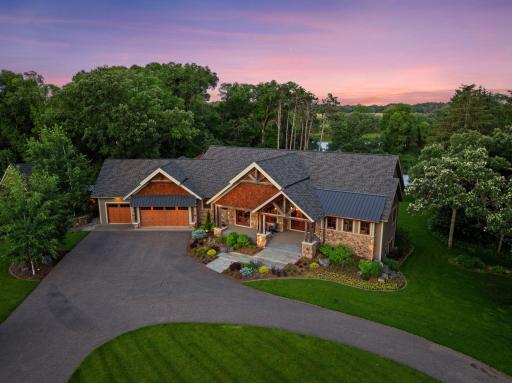 1099 Indian Trail S, Afton, MN 55001