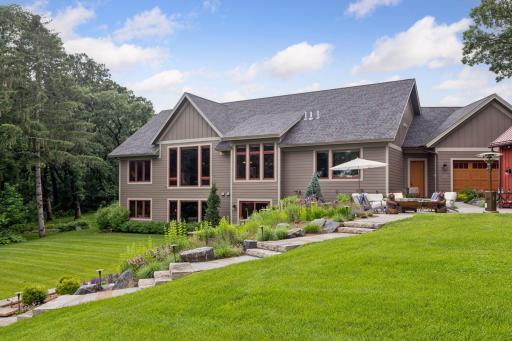 1099 Indian Trail S, Afton, MN 55001