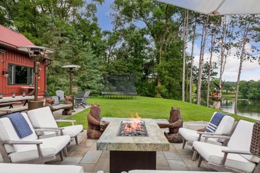 1099 Indian Trail S, Afton, MN 55001