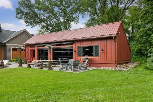 1099 Indian Trail S, Afton, MN 55001