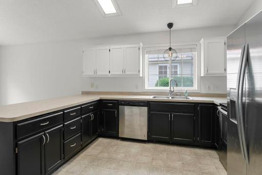1055 Willow Trail, Farmington, MN 55024