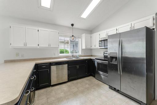 1055 Willow Trail, Farmington, MN 55024