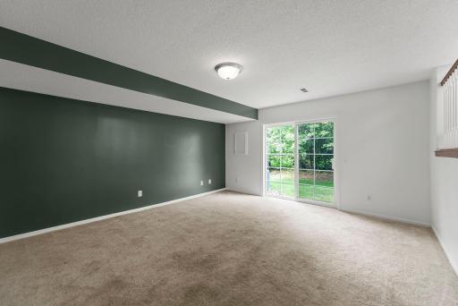 1055 Willow Trail, Farmington, MN 55024