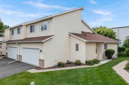 1055 Willow Trail, Farmington, MN 55024
