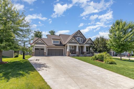 1621 Dutch Lake Drive, Minnetrista, MN 55364