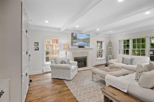 4504 Wooddale Avenue, Edina, MN 55424