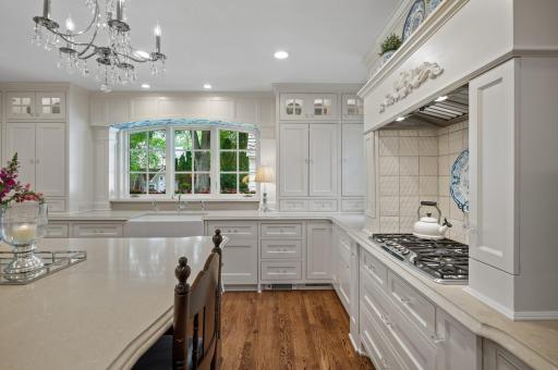 4504 Wooddale Avenue, Edina, MN 55424