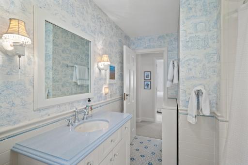 4504 Wooddale Avenue, Edina, MN 55424