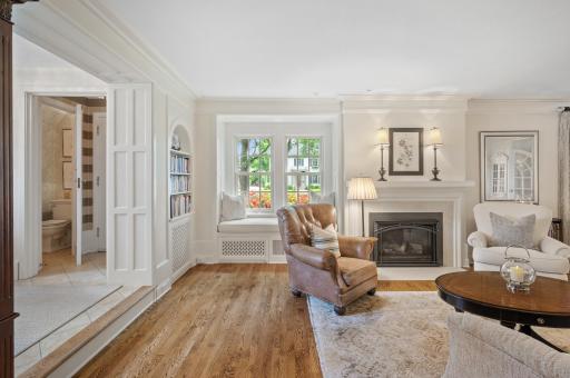 4504 Wooddale Avenue, Edina, MN 55424