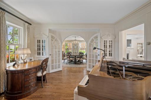 4504 Wooddale Avenue, Edina, MN 55424