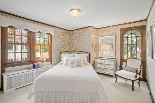 4504 Wooddale Avenue, Edina, MN 55424