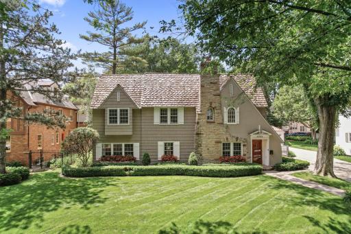 4504 Wooddale Avenue, Edina, MN 55424