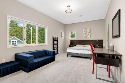 3890 Sunset Drive, Spring Park, MN 55384
