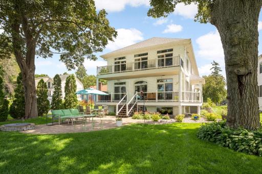 3890 Sunset Drive, Spring Park, MN 55384