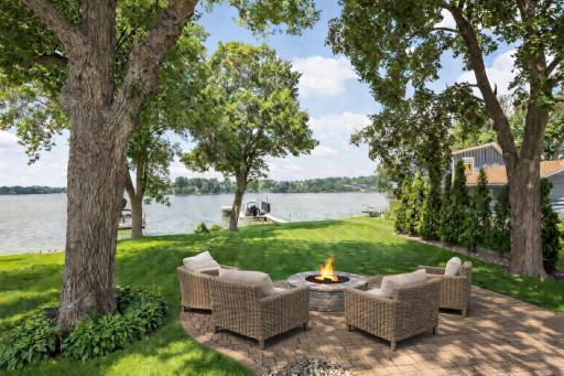 3890 Sunset Drive, Spring Park, MN 55384