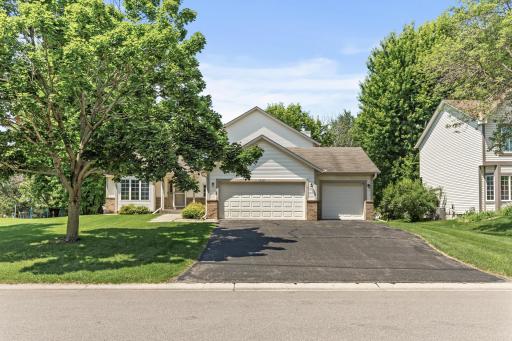 16587 Hudson Avenue, Lakeville, MN 55044