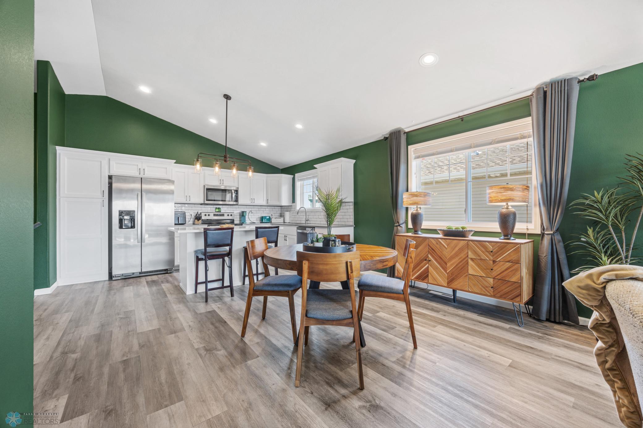 Kitchen/Dining