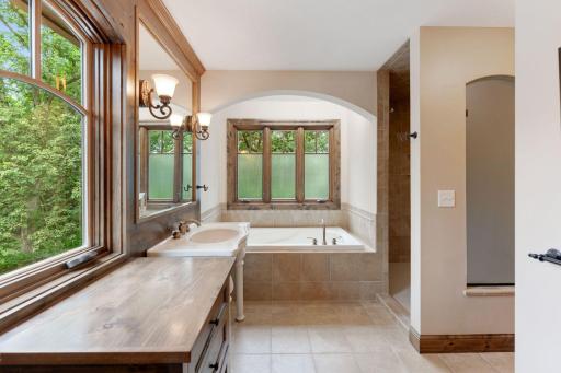 5808 Louis Avenue, Minnetonka, MN 55345