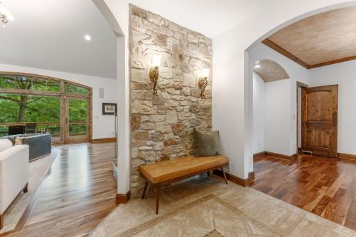5808 Louis Avenue, Minnetonka, MN 55345