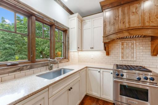 5808 Louis Avenue, Minnetonka, MN 55345