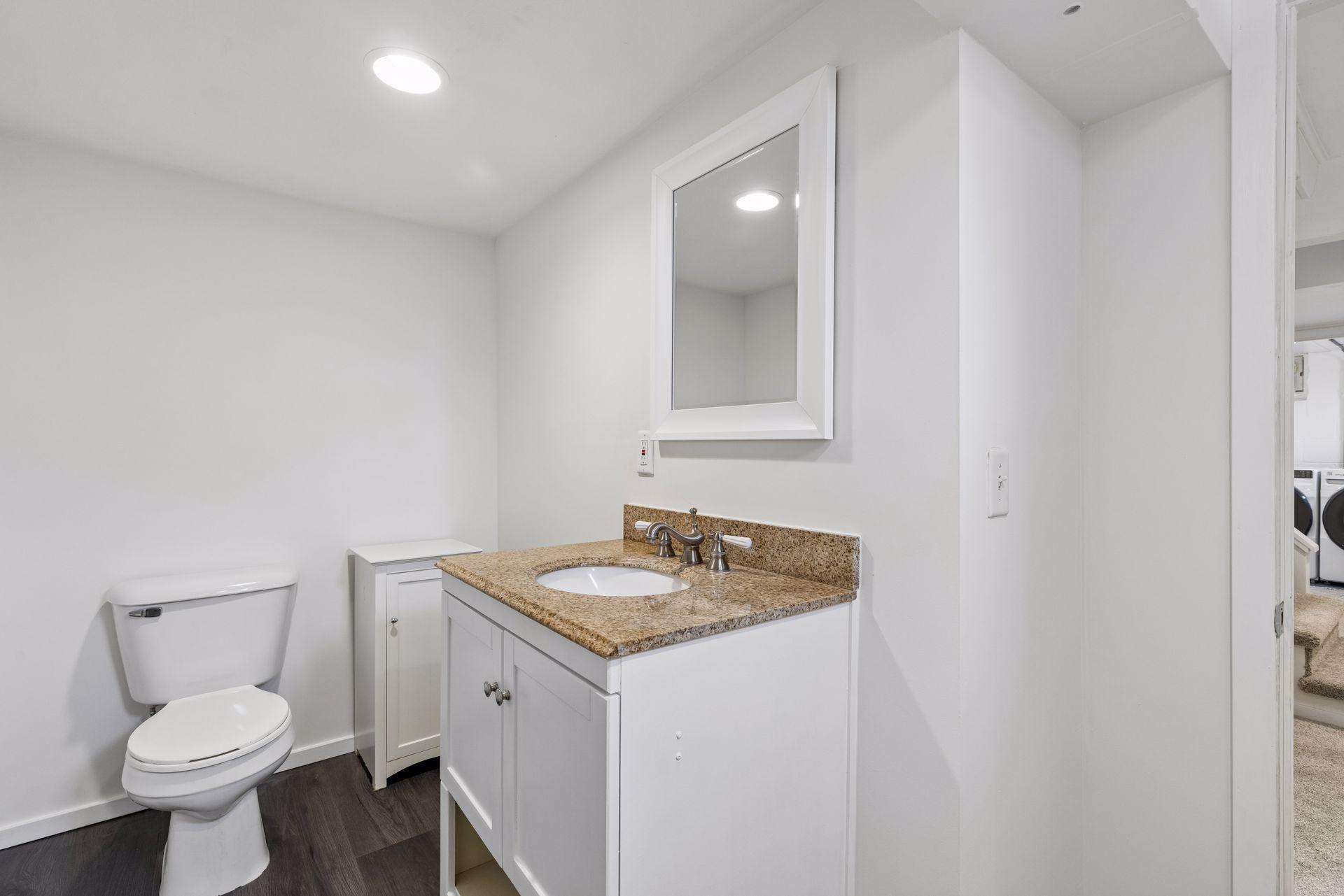 1693 Charles Avenue - Spacecrafting - 0035.jpg