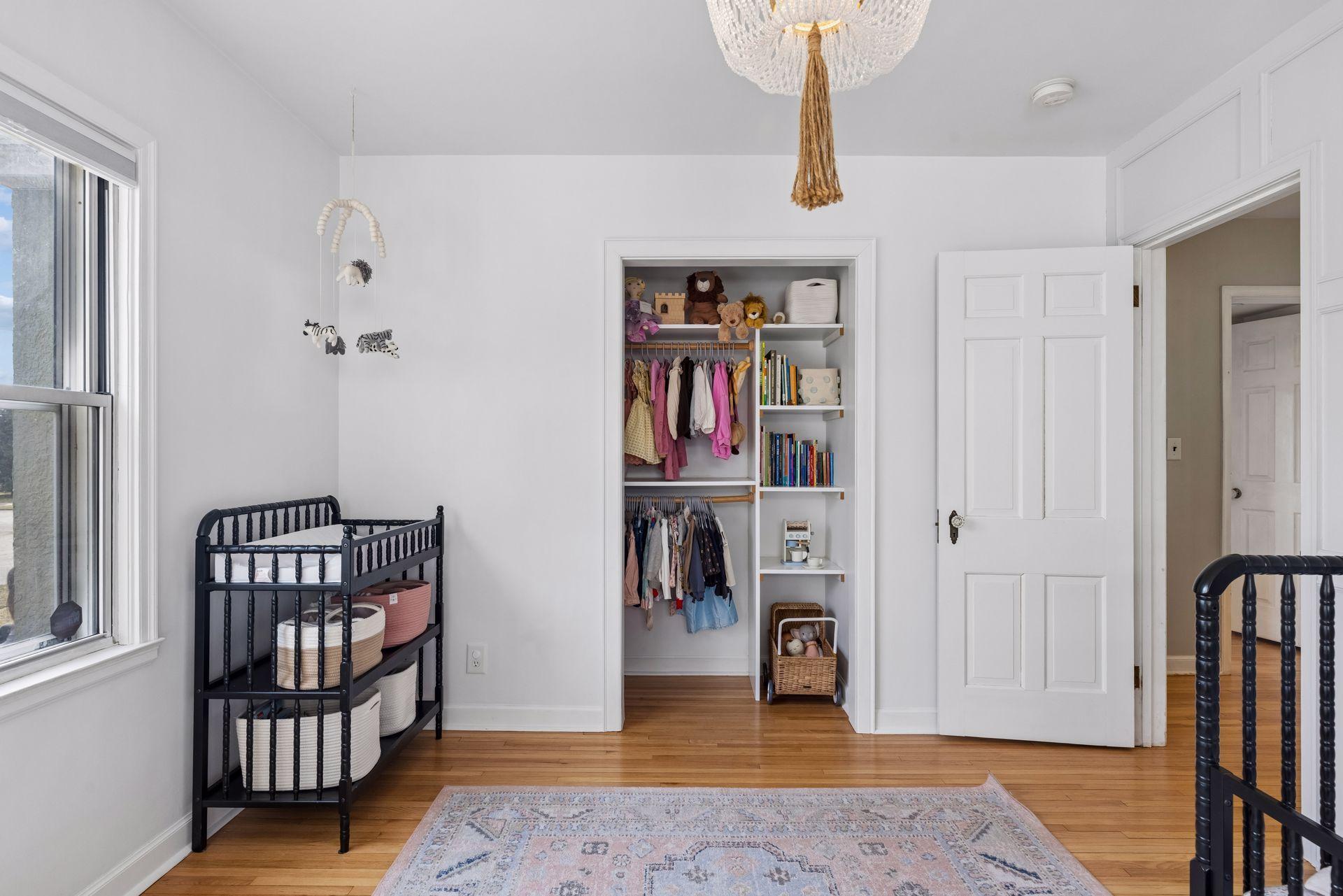 1693 Charles Avenue - Spacecrafting - 0018.jpg