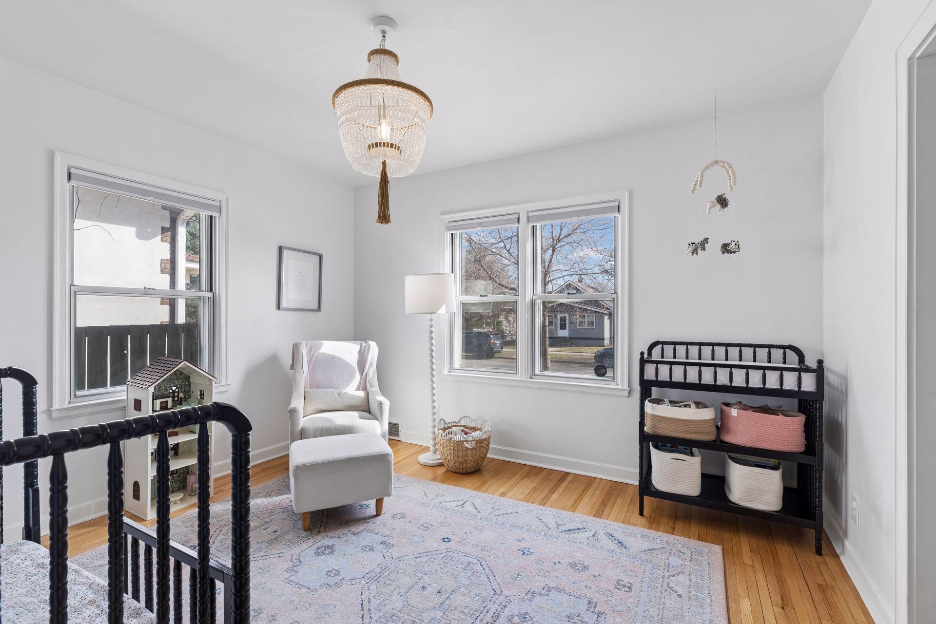 1693 Charles Avenue - Spacecrafting - 0017.jpg