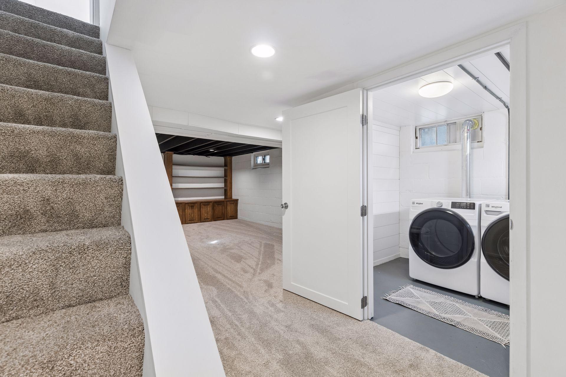 1693 Charles Avenue - Spacecrafting - 0029.jpg