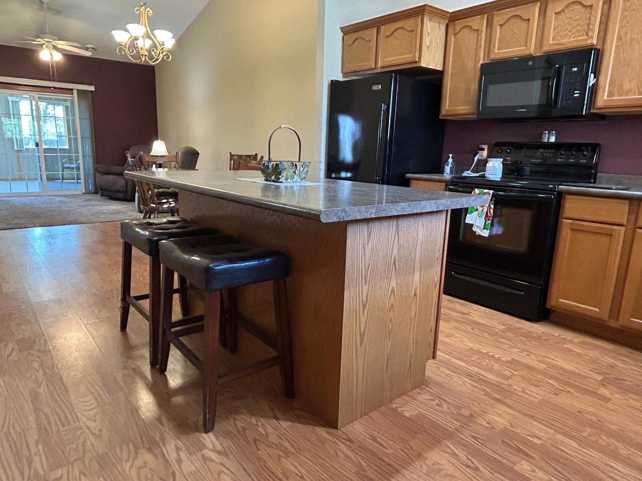 Kitchen Island.JPG