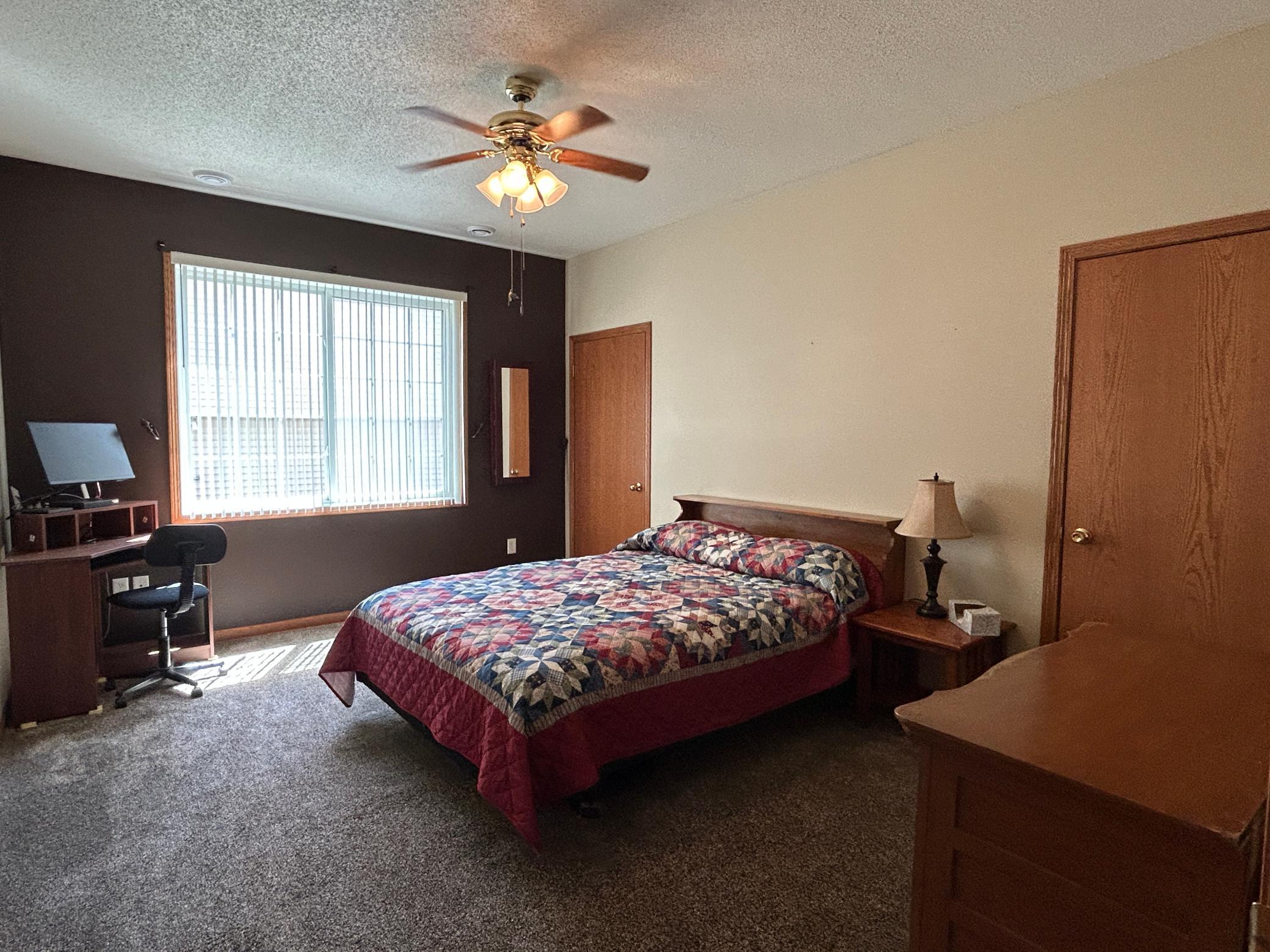 Bedroom 2.JPG