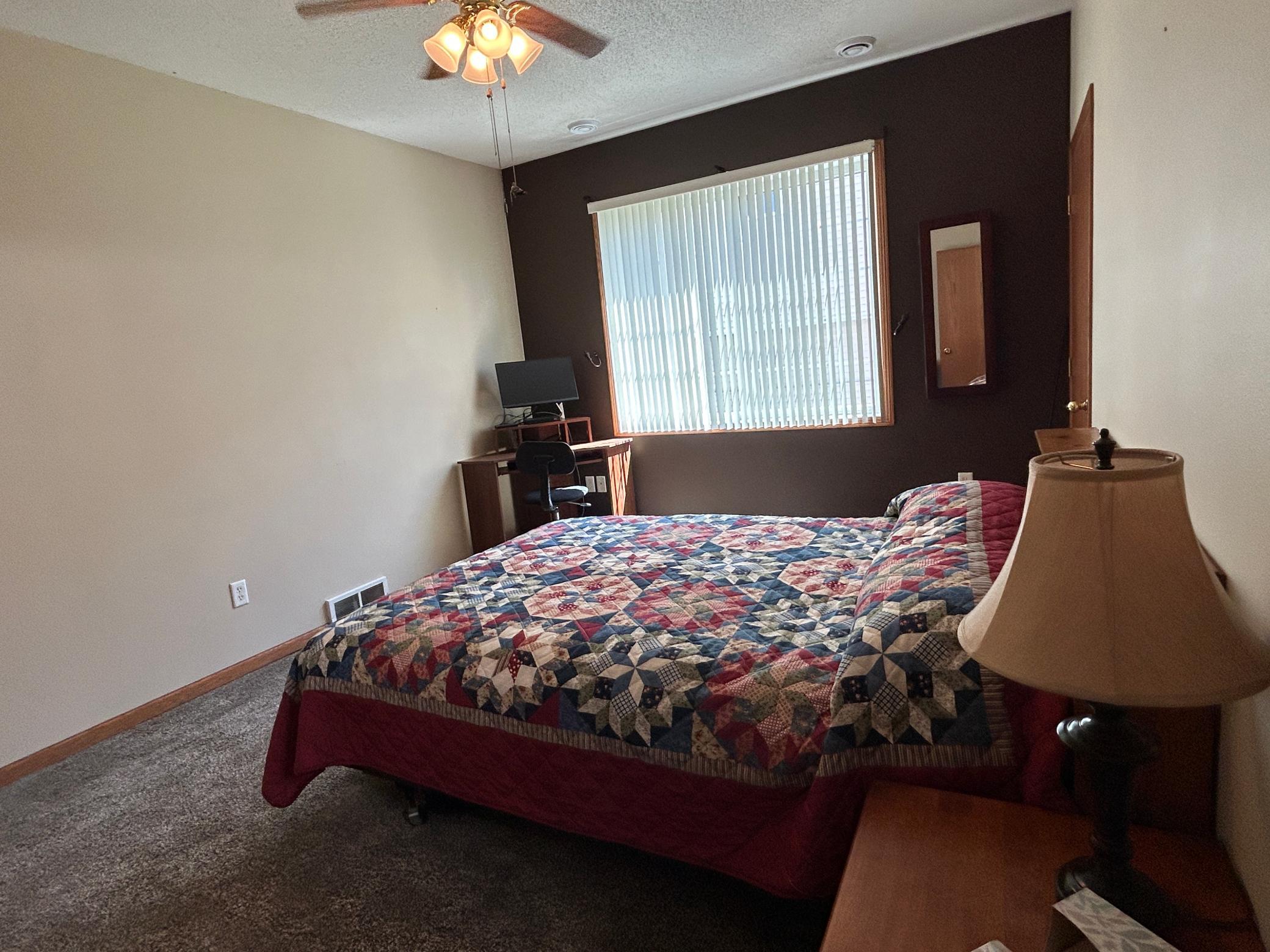 Bedroom 2.JPG