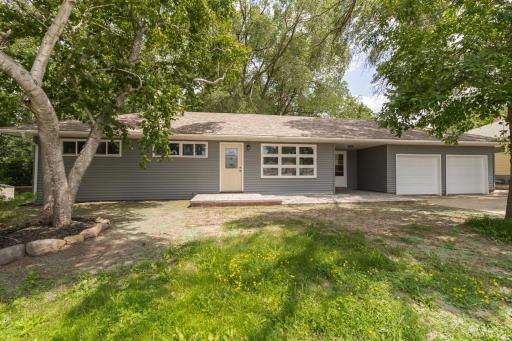 2586 Fairview Avenue N, Saint Paul, MN 55113