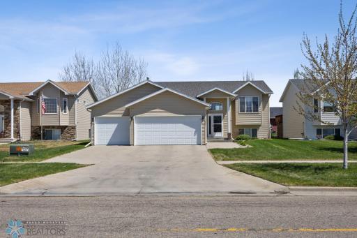 1623 10th Street W, West Fargo, ND 58078