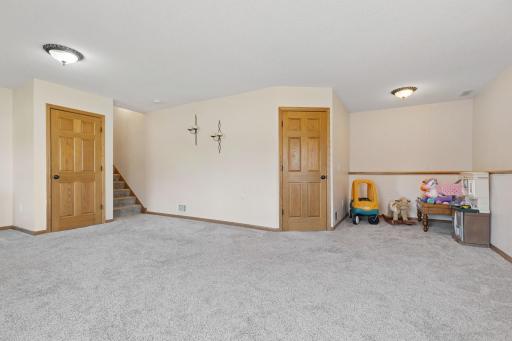 1284 Otter Ridge Road, White Bear Lake, MN 55110
