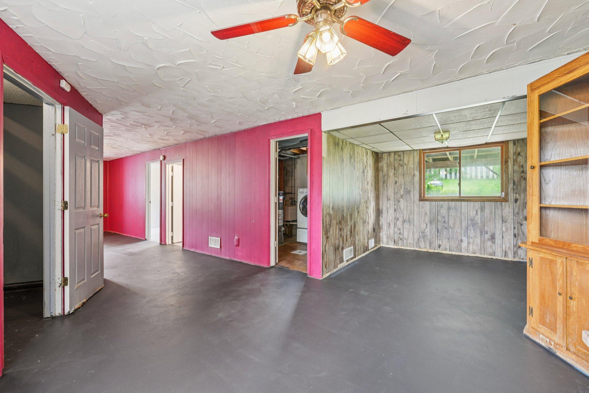 10-web-or-mls-74th Ave-2406-008.jpg