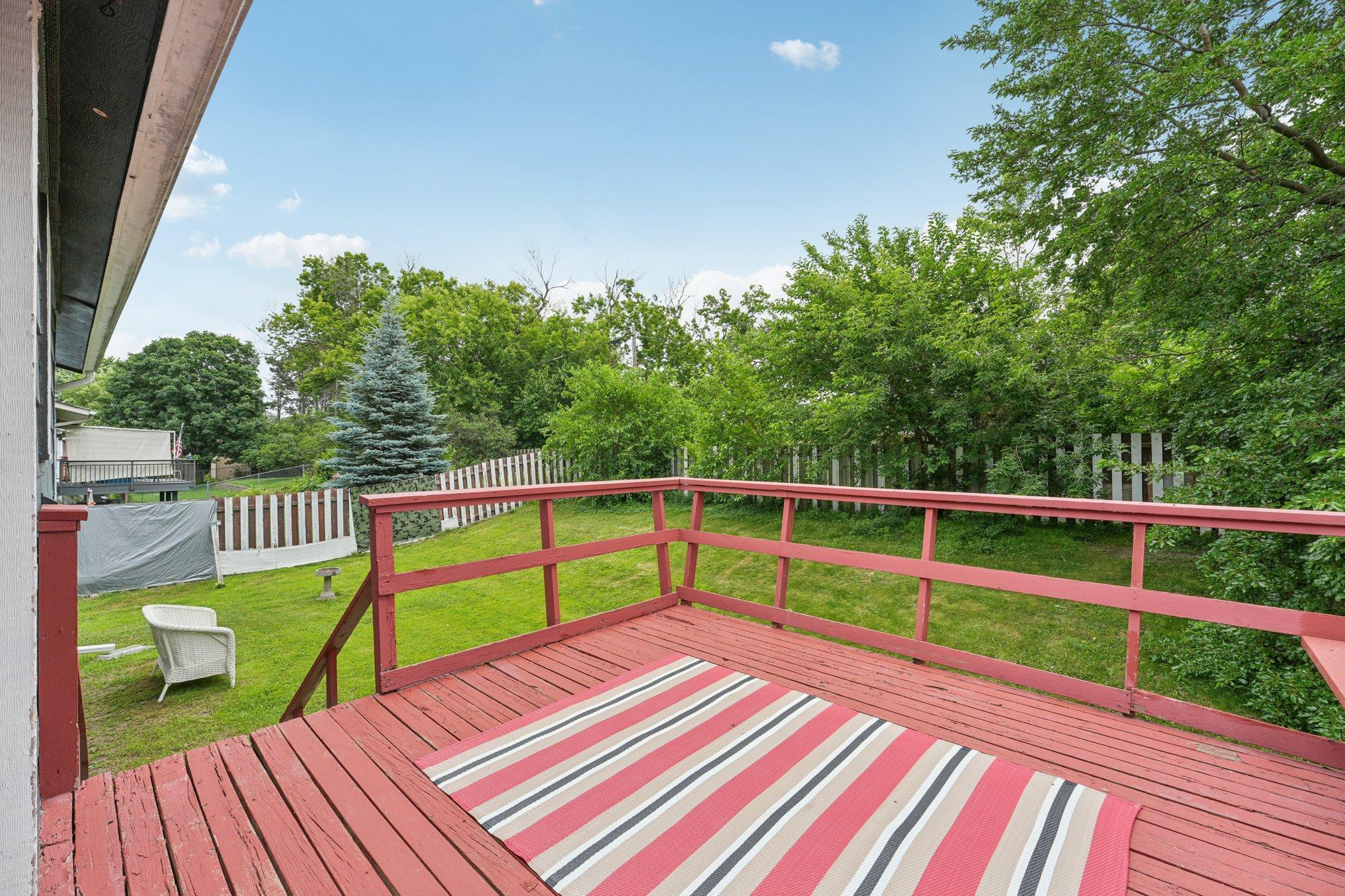 45-web-or-mls-74th Ave-2406-043.jpg