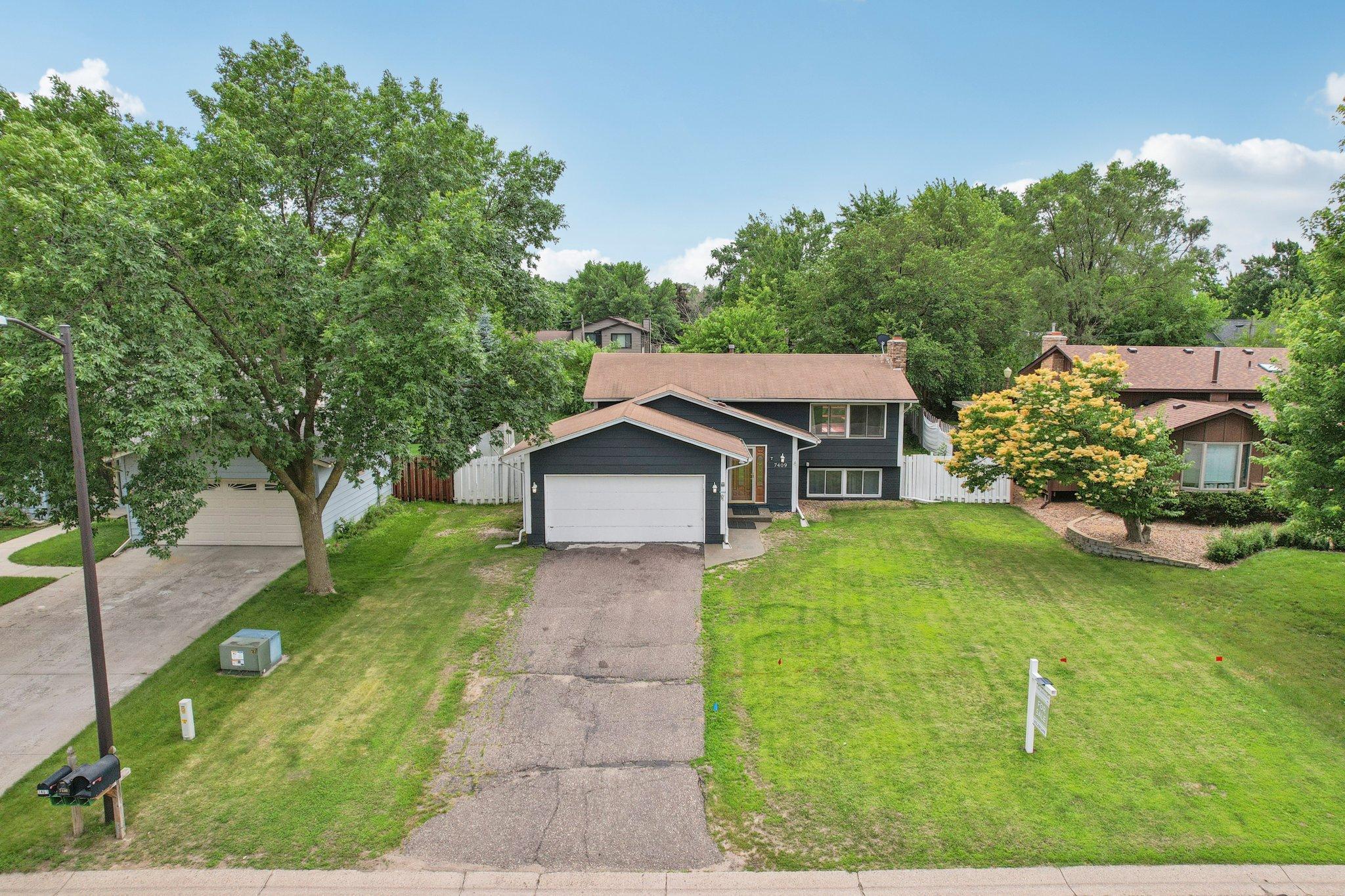 48-web-or-mls-74th Ave-2406-046.jpg
