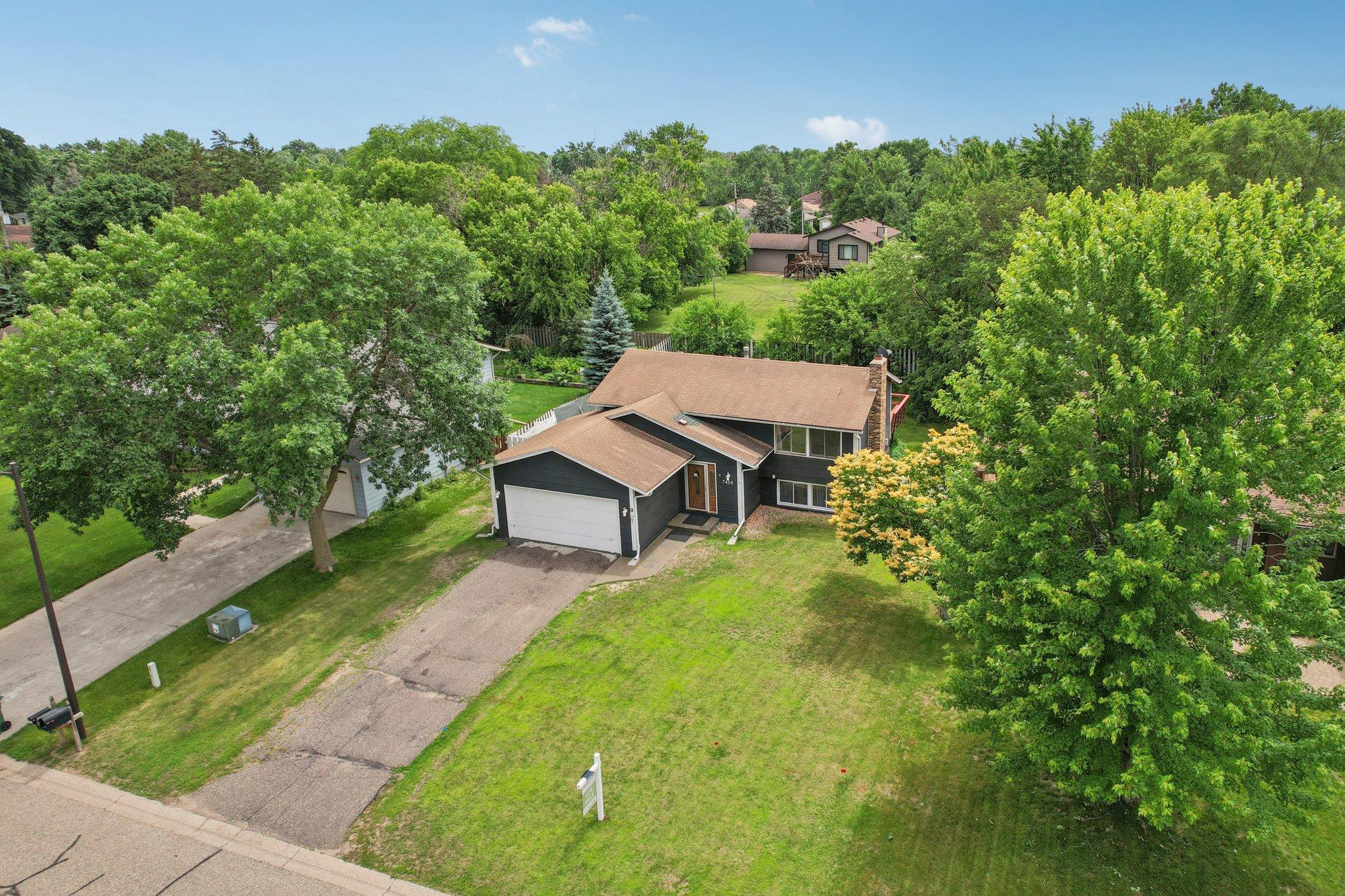 50-web-or-mls-74th Ave-2406-048.jpg