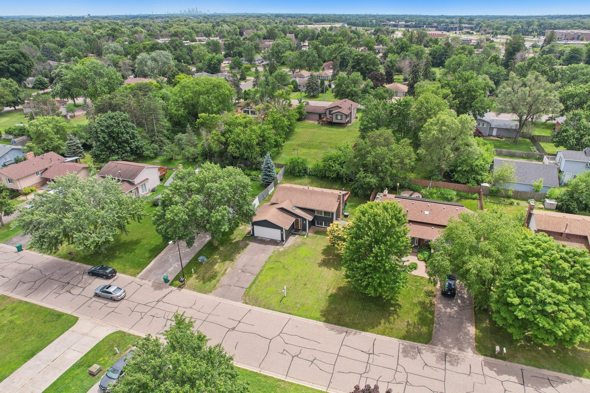 51-web-or-mls-74th Ave-2406-049.jpg