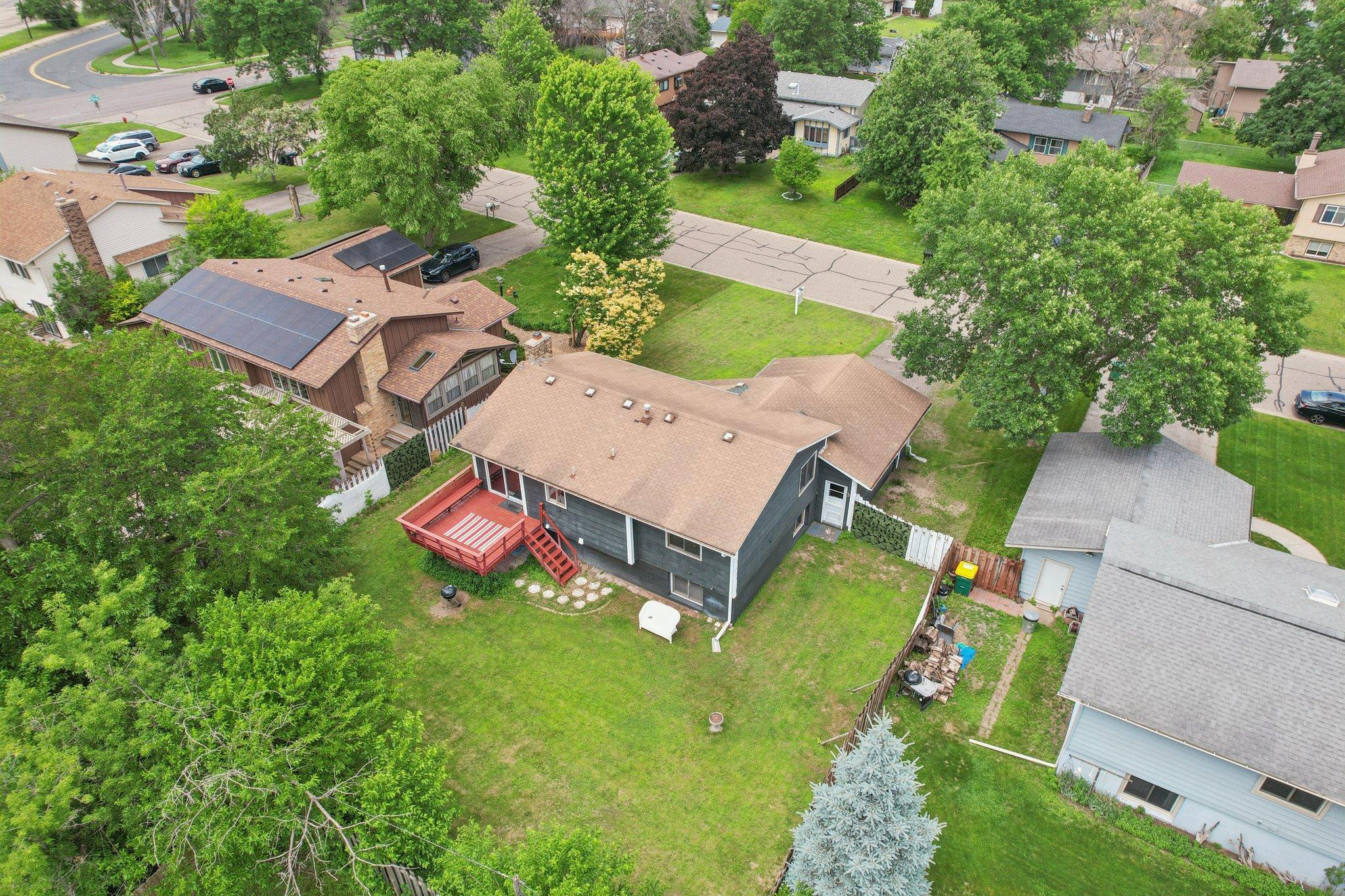 58-web-or-mls-74th Ave-2406-056.jpg