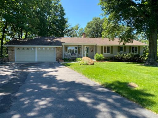 3 bedroom 3 bathroom home on Lake Washington