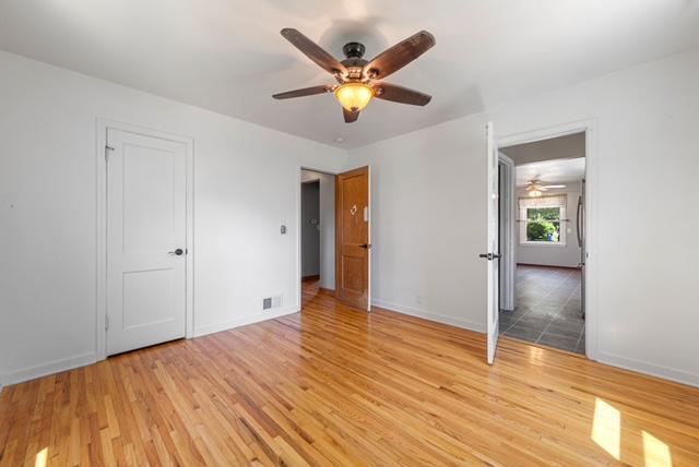 28 Main bedroom.jpg