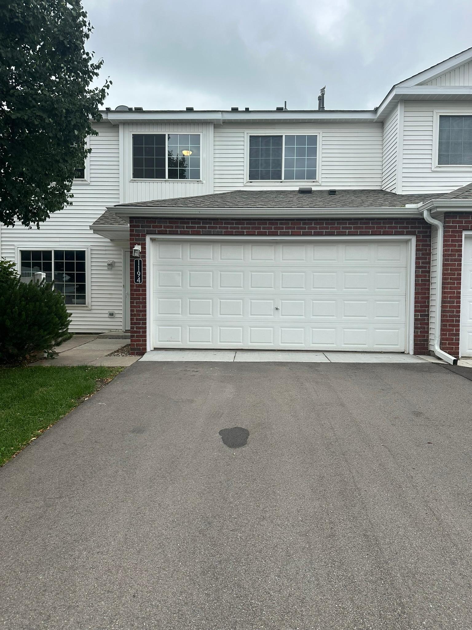 6744075