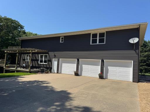 715 250th Avenue, Fairmont, MN 56031