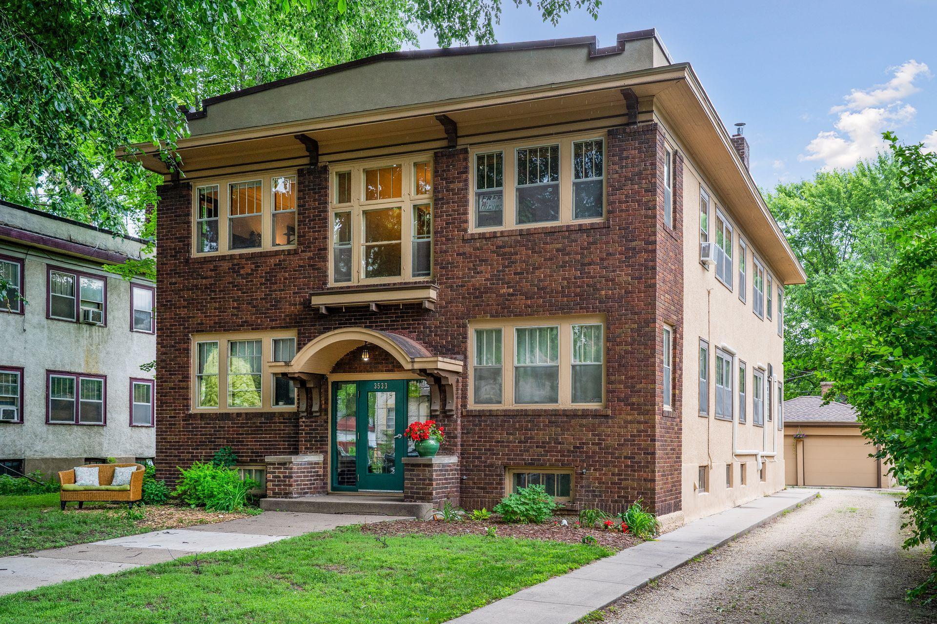 Welcome Home to 3533 Pleasant Avenue, Unit #3!