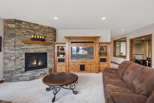 7530 Quail Ridge Trail, Rockford, MN 55373