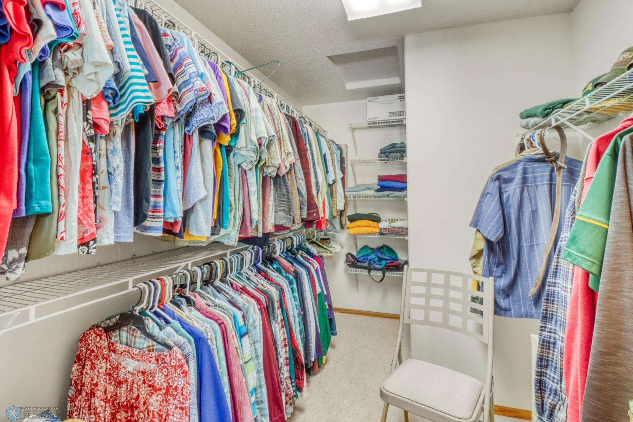 24Primary Closet1_1.JPG